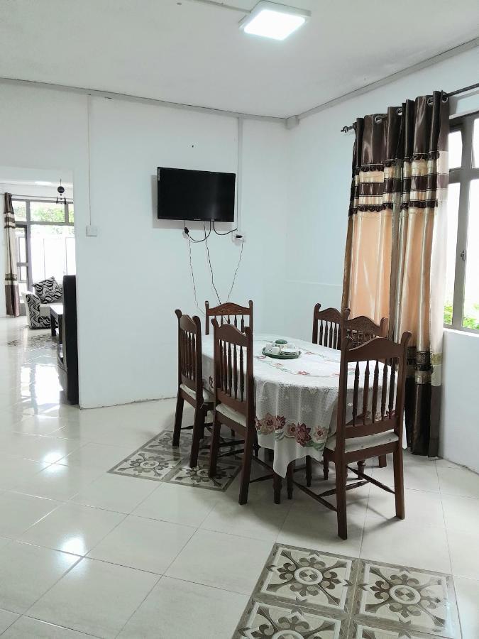 Beautiful Affordable House - 5 Minutes From The Airport And 12 Minutes To Blue Bay Beach Mon Tresor Luaran gambar